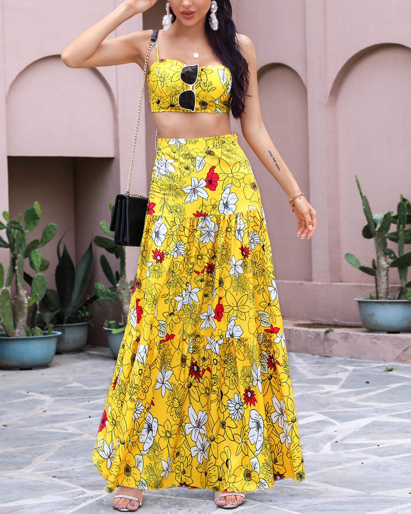 

Floral Print Crop Cami Top & Maxi Skirt Set, Yellow