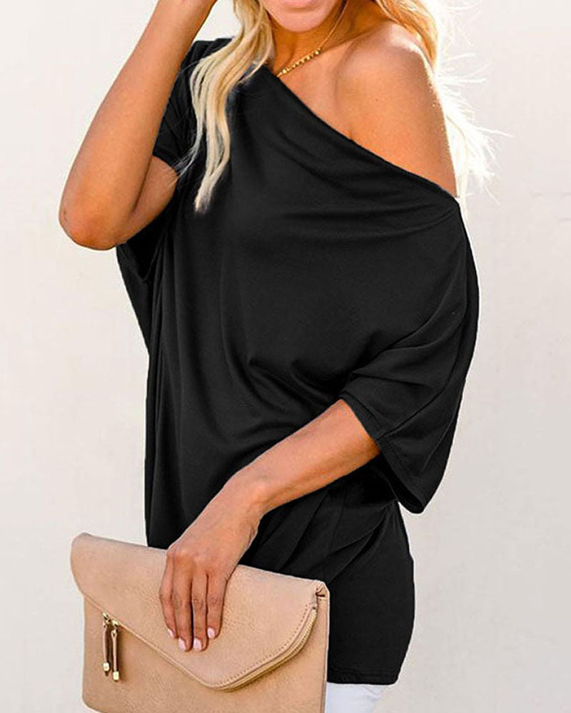

Cold Shoulder Short Sleeve Top, Black