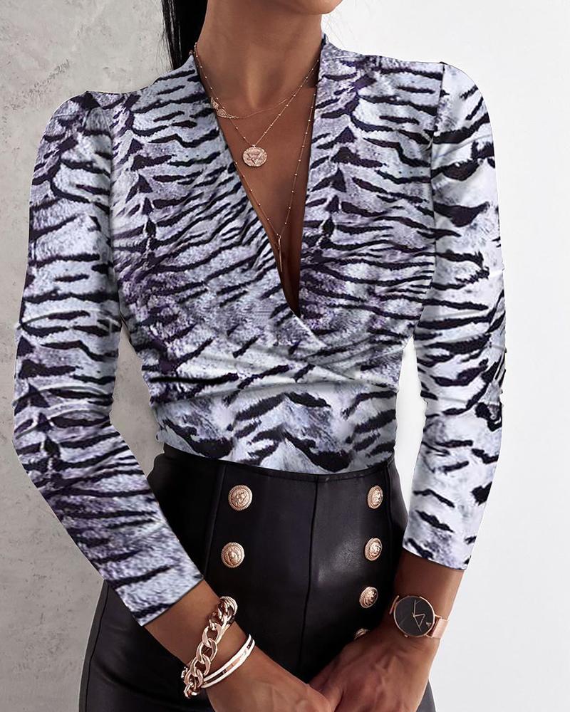 

Zebra Print Ruched Long Sleeve Top, Black