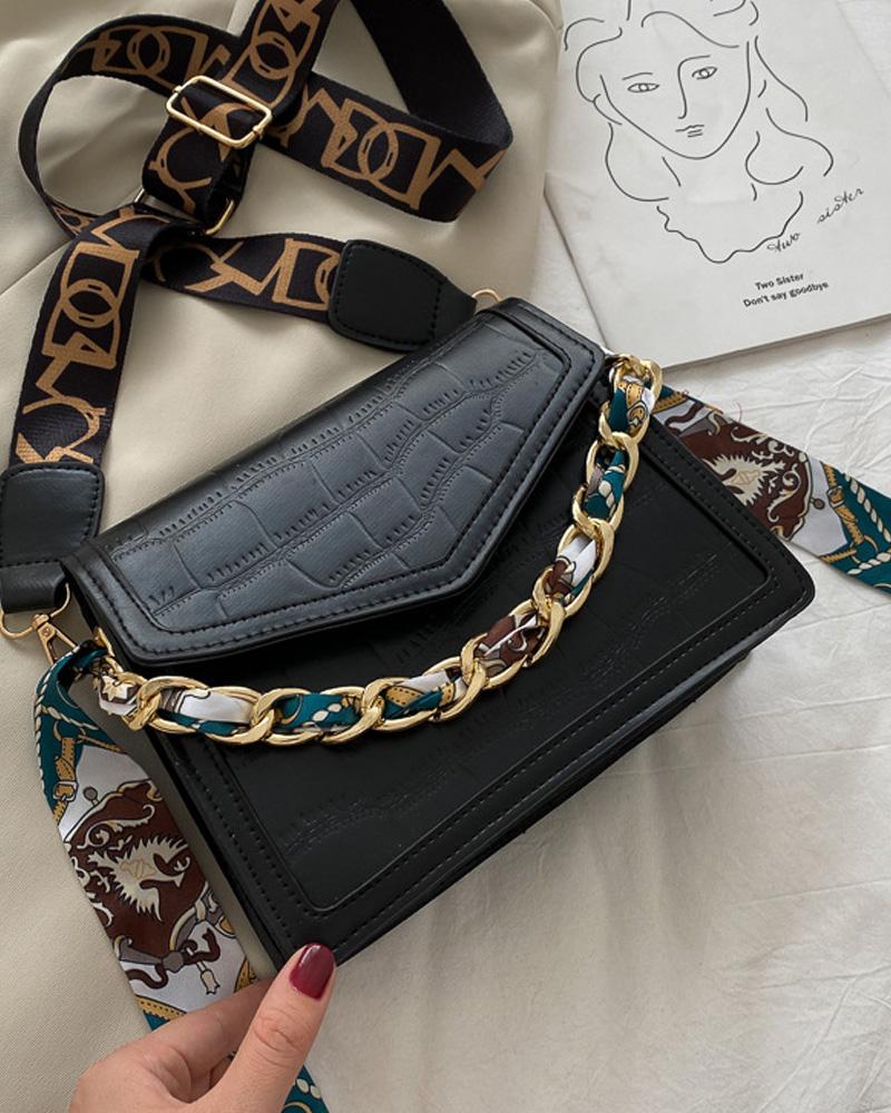 

Embossed Chain Decor Flap Shoulder Bag, Black