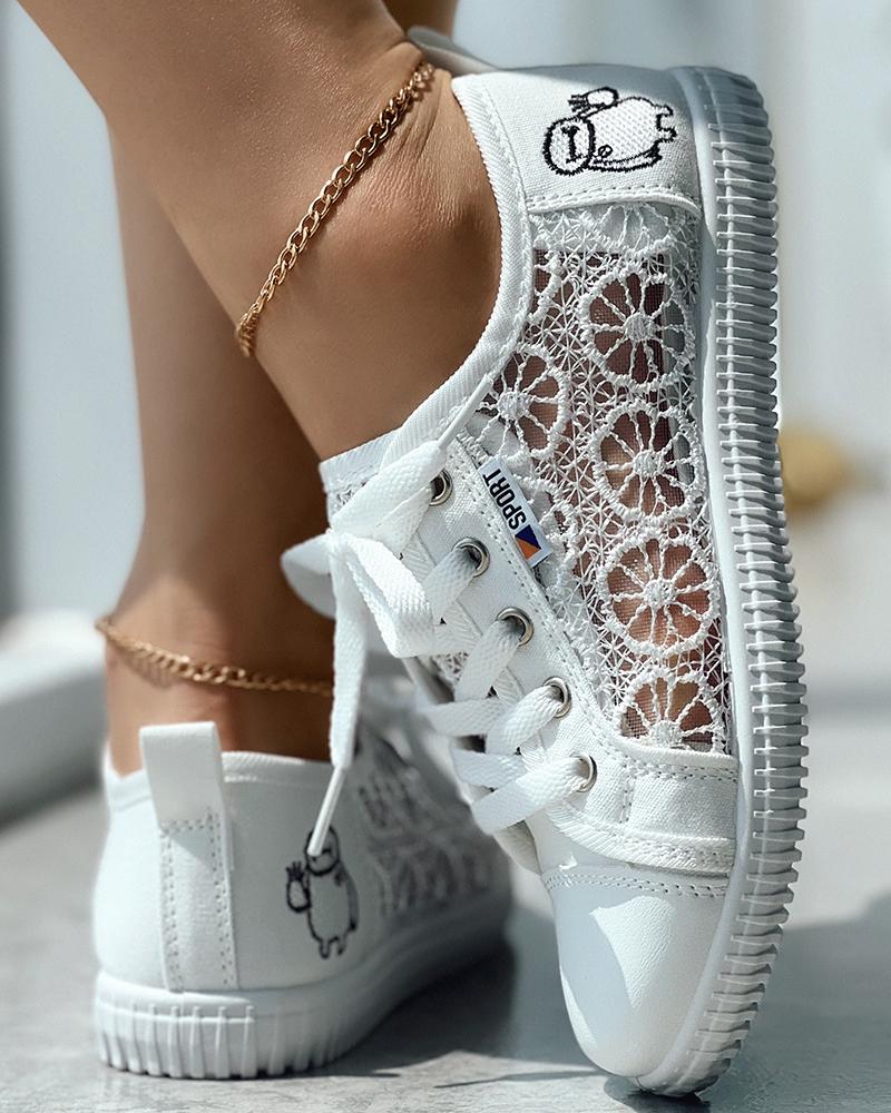 

Cartoon Lace Patch Canvas Sneakers, White