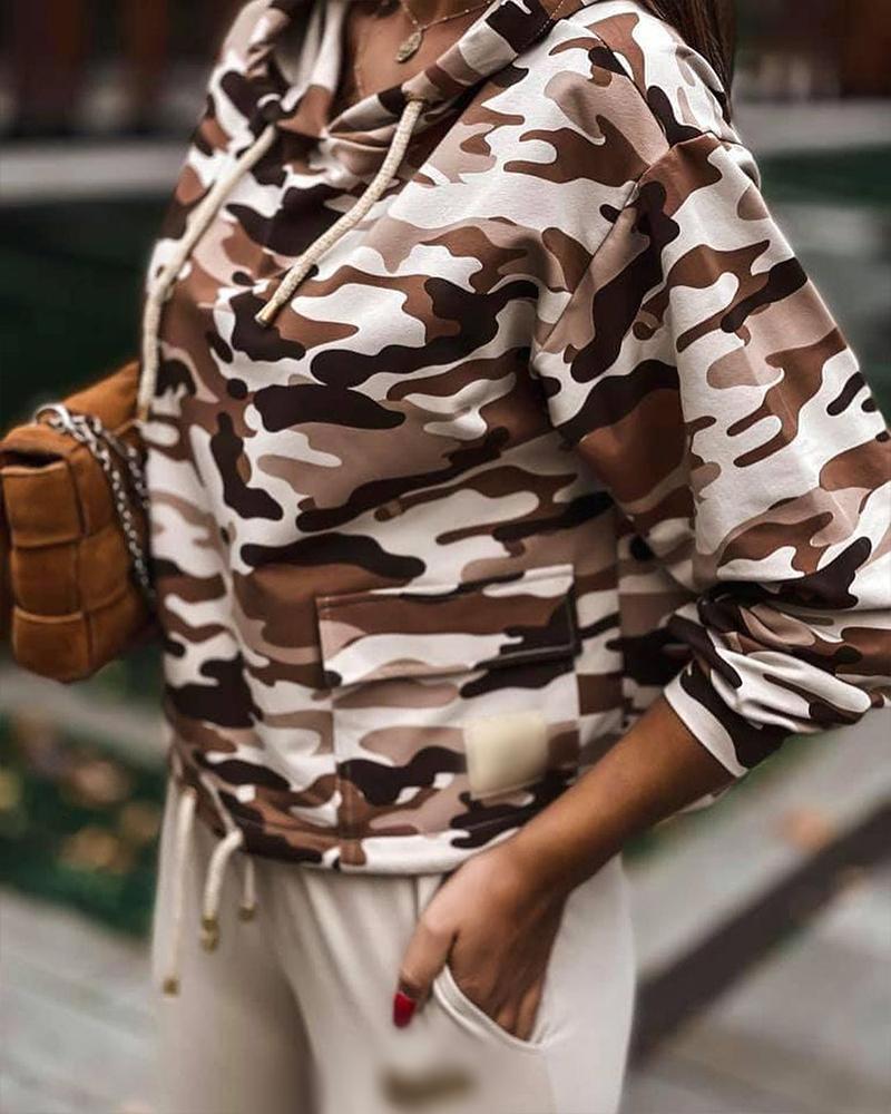 

Camo Print Long Sleeve Flap Pocket Drawstring Hoodie, Camoflage
