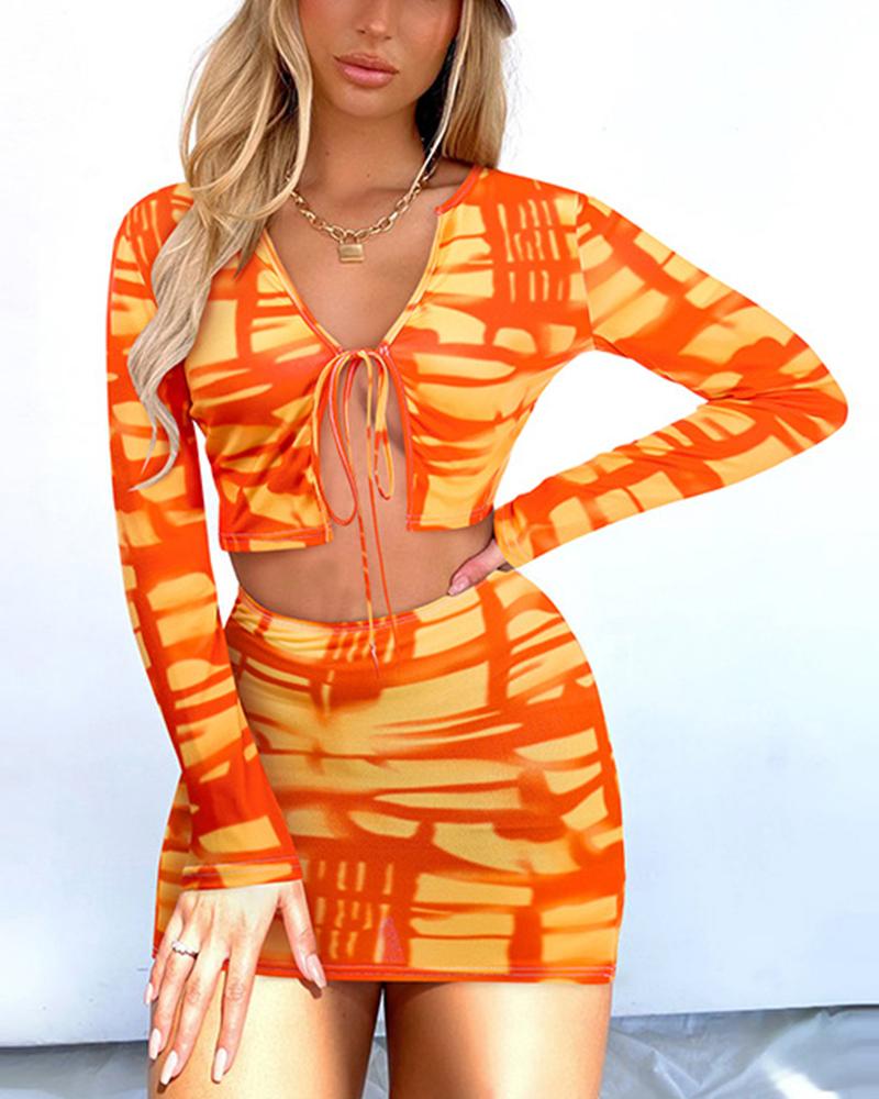 

Tie Dye Print Long Sleeve Cropped Top With Skirt Skirt Sets, Orange