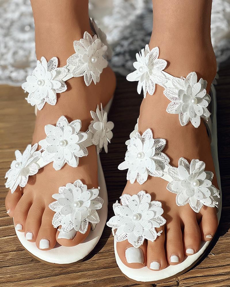 

Floral Pattern Toe Ring Beach Sandals, White