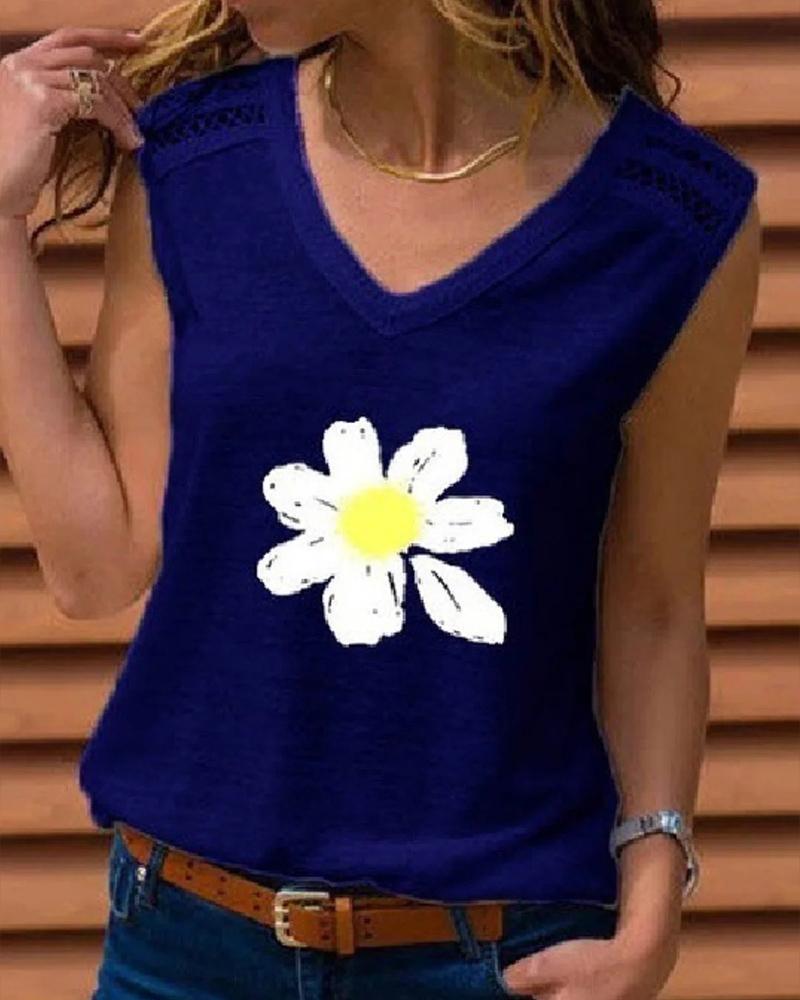 

Daisy Print Sleeveless Tank, Blue