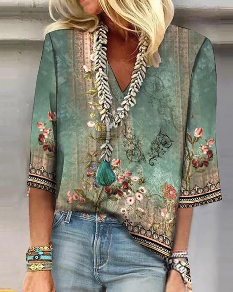 

Floral Tribal Print Lace Patch V-Neck Top, Green