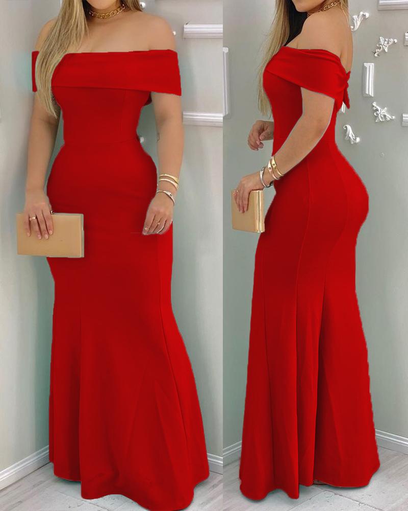 

Plain Off Shoulder Ruffle Hem Maxi Dress, Red