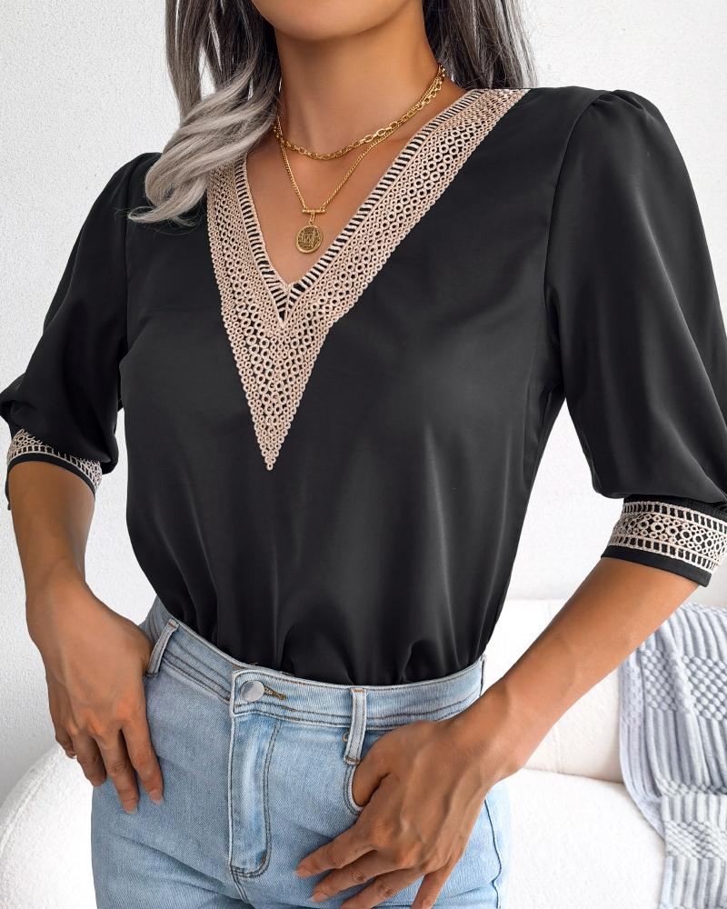 

Contrast Lace Puff Sleeve Top, Black