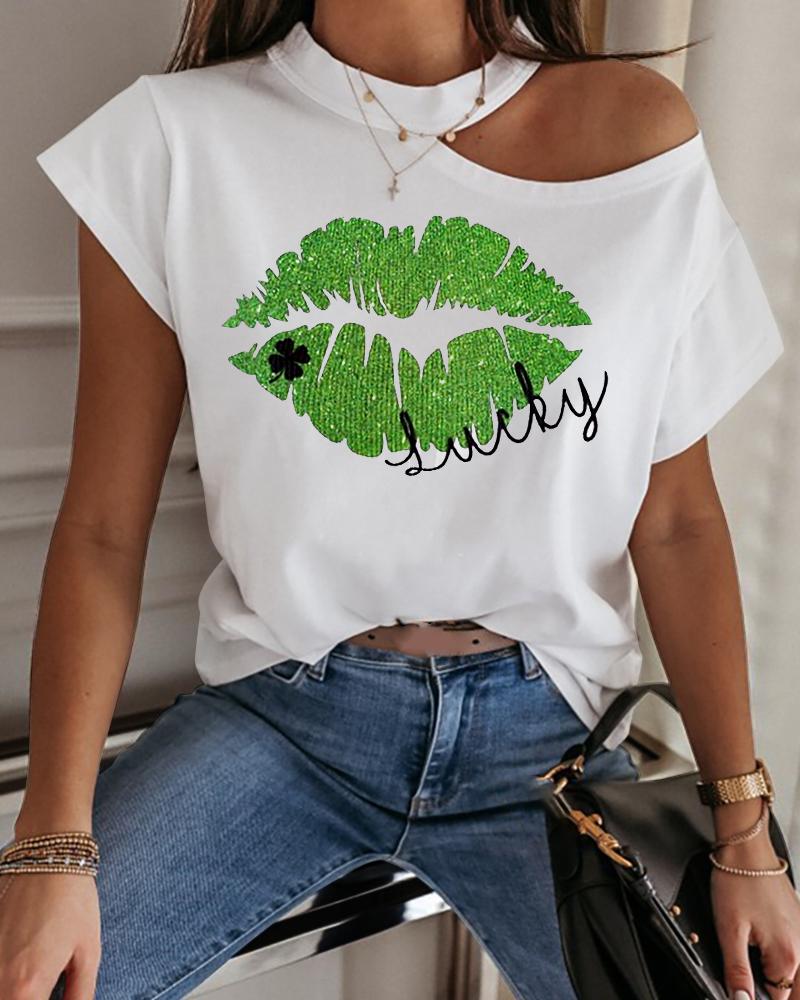 

St. Patrick' Day Lucky Shamrock Lip Print Cold Shoulder T-shirt, White