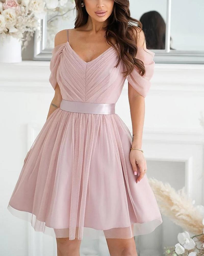 

Robe courte en maille transparente à manches courtes et épaules dénudées Robe trapèze décontractée à taille A, Pink