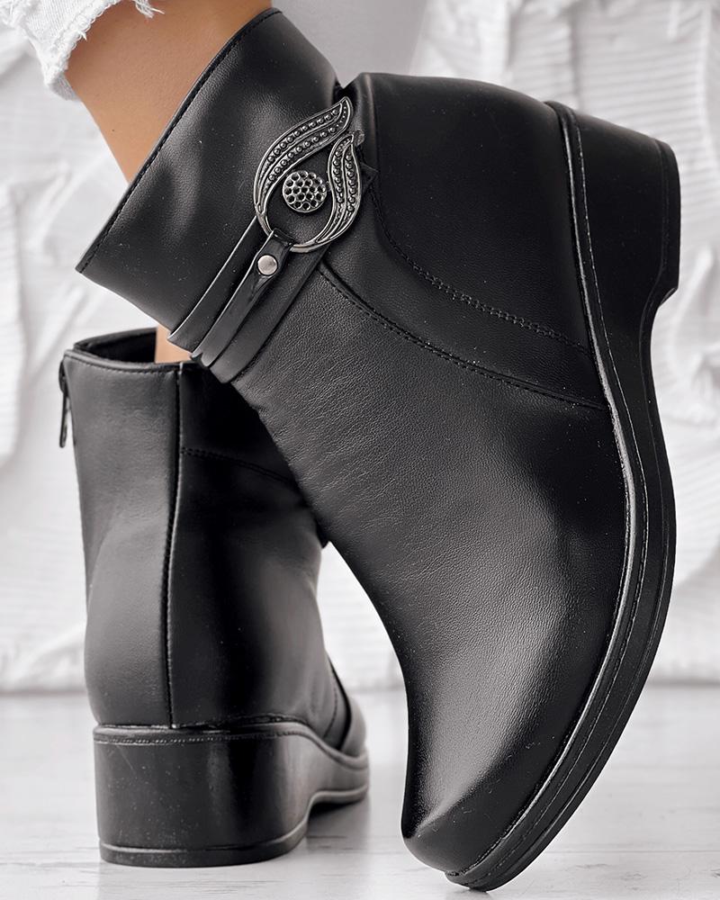 

Leaf Pattern Zipper Design Wedge Ankle Boots, Black