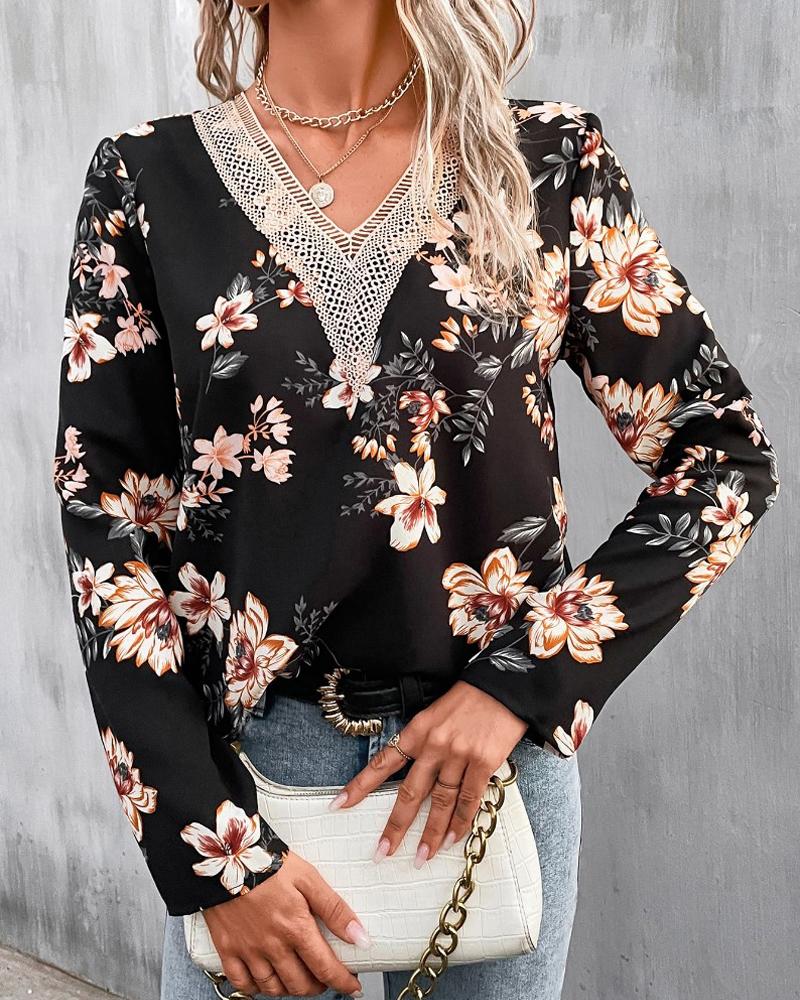 

Floral Print Lace Patch V-Neck Top, Black