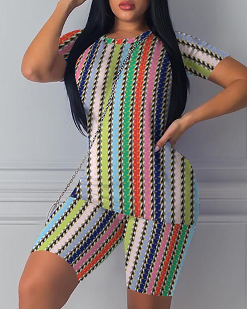 

Colorful Striped Print Short Sleeve Top & Shorts Set, Multicolor