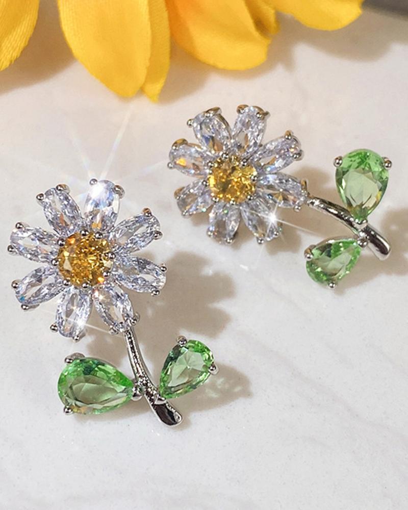 

1Pair Crystal Stone Daisy Shaped Earrings, Silver