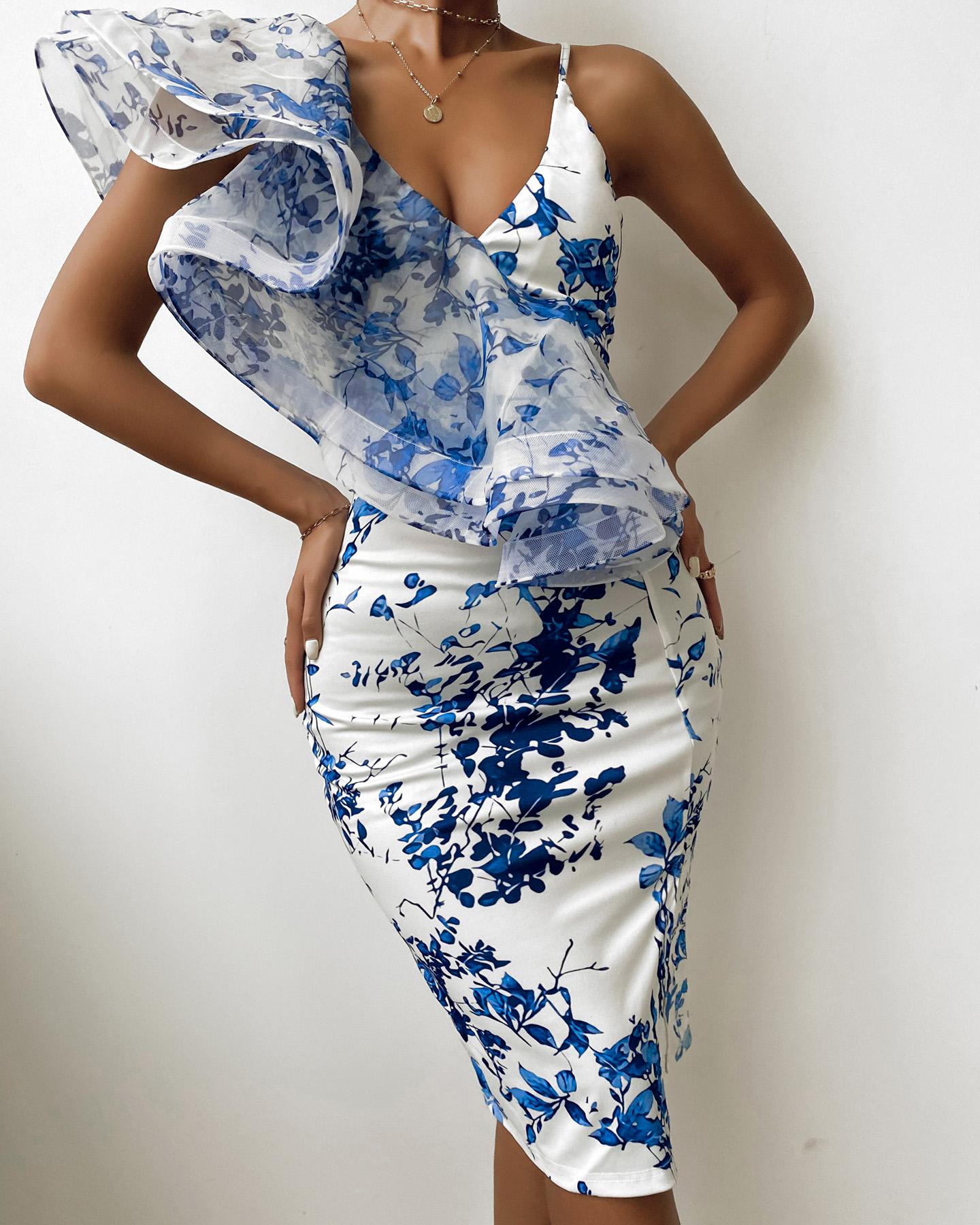 

Spaghetti Strap Ruffles Slit Floral Print Dress, Blue