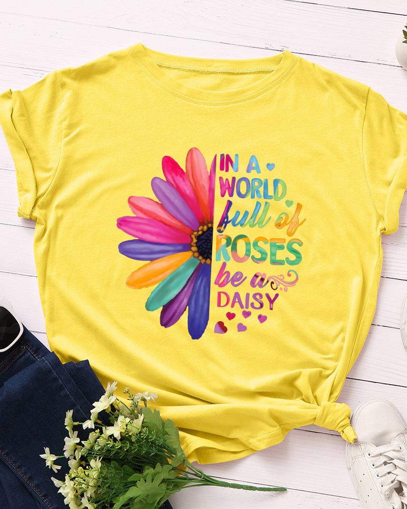 

Letter Sunflower Print Casual T-shirt, Yellow