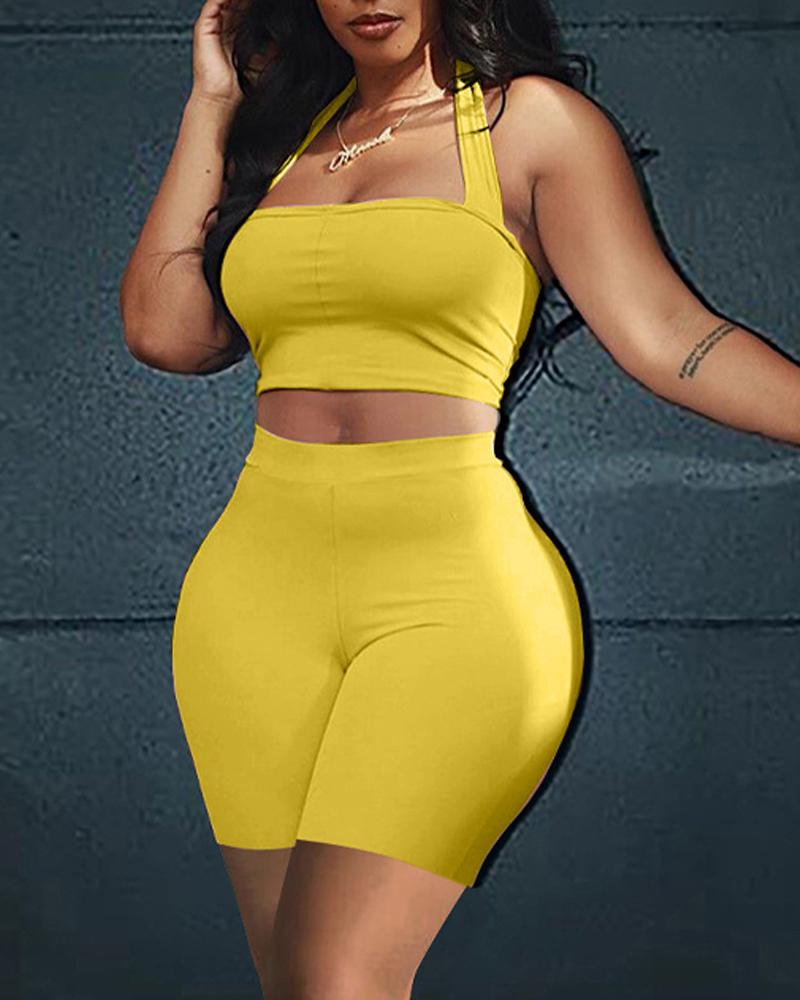

Halter Backless Crop Top & High Waist Shorts Set, Yellow