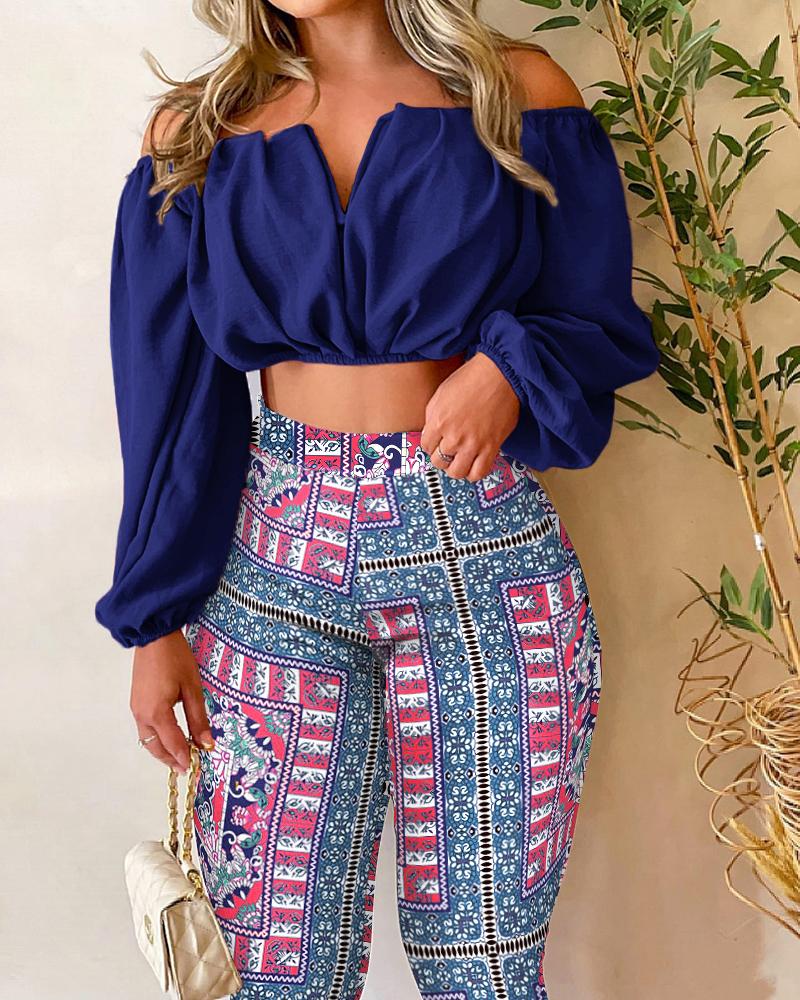 

Off Shoulder Ruched Crop Top & Tribal Print Pants Set, Dark blue