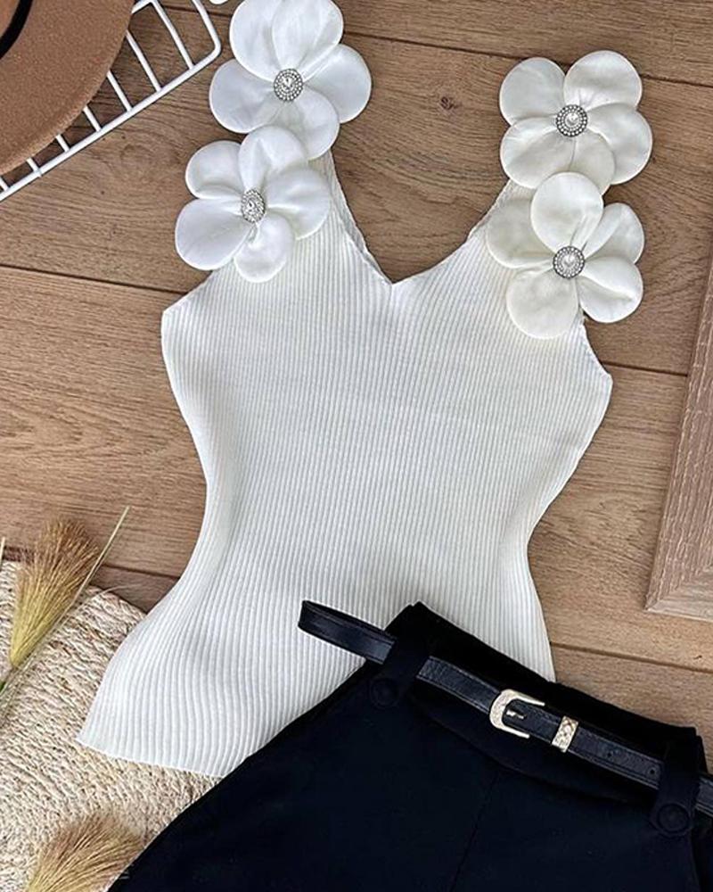 

Floral Pattern Beaded Rhinestone Tank, White