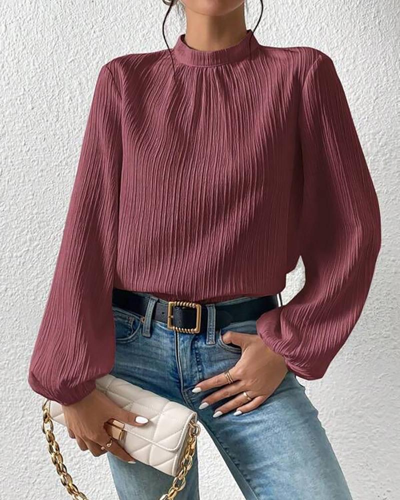 

Lantern Sleeve Cutout Textured Top, Red
