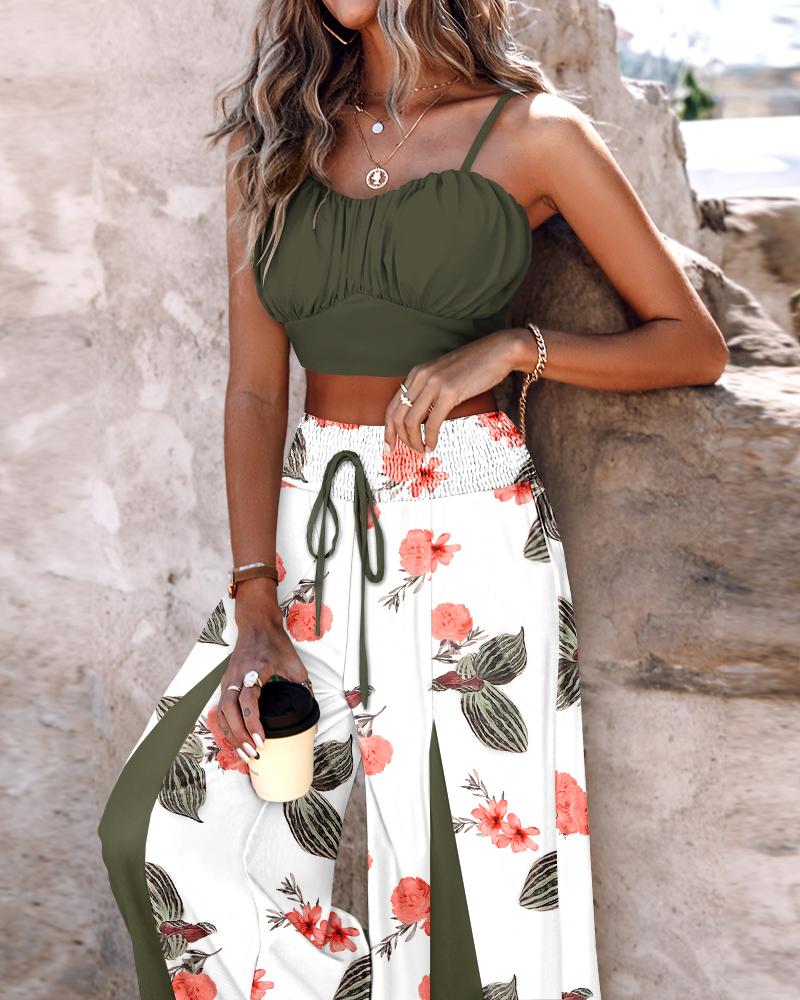 

Shirred Cami Top & Tropical Print Pants Set, Army green