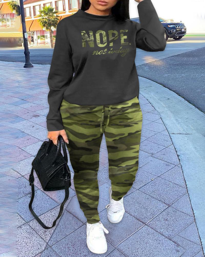 Plus Size Camouflage Nope Not Today Print Sweatshirt & Drawstring Sweatpants Set