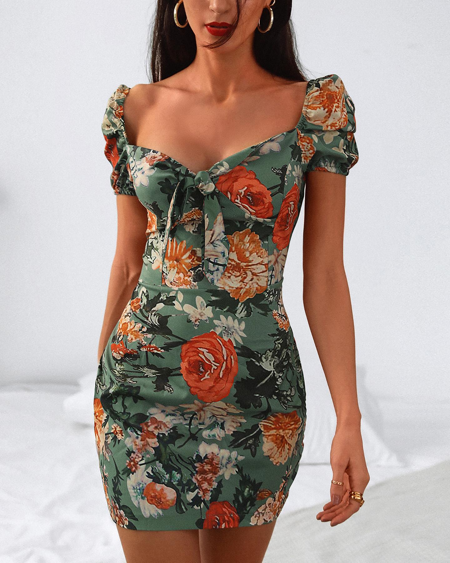 

Floral Print Ruched Tie Front Dress, Green