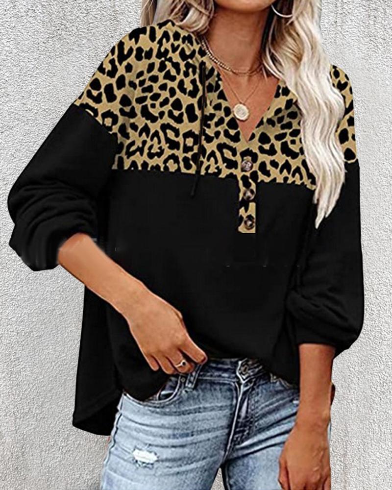 

Contrast Leopard Long Sleeve Top, Black