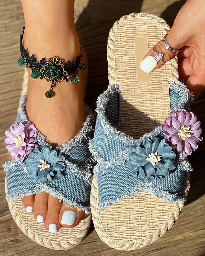 

Denim Cross Strap Floral Pattern Raw Hem Beach Slippers, Blue