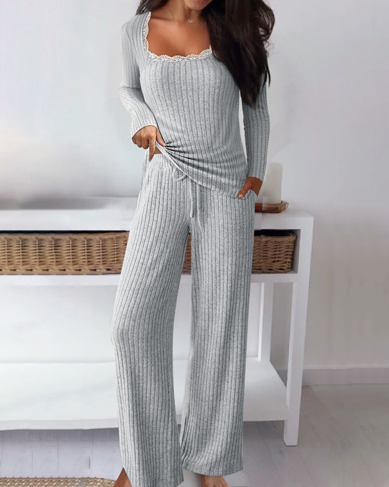 

Conjunto de 2 piezas con cuello cuadrado, manga larga y ribete de encaje, y pantalón con cintura elástica y cordón ajustable, informal, de canalé cepillado con bolsillos., Gray