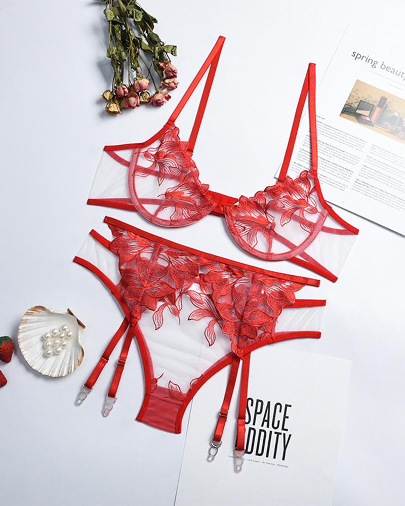 

Sexy Mesh Splicing Floral Embroidery Sling Bra Sets With Garter, Red