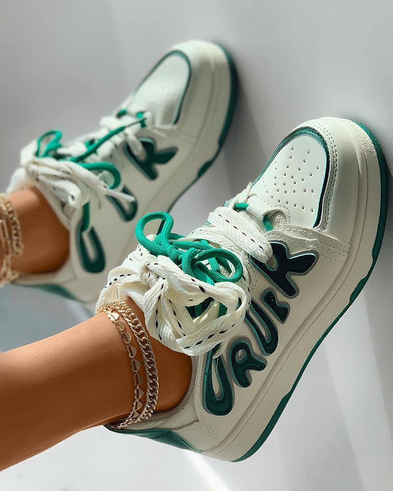 

Letter Pattern Eyelet Lace-up Platfrom Sneakers, Green
