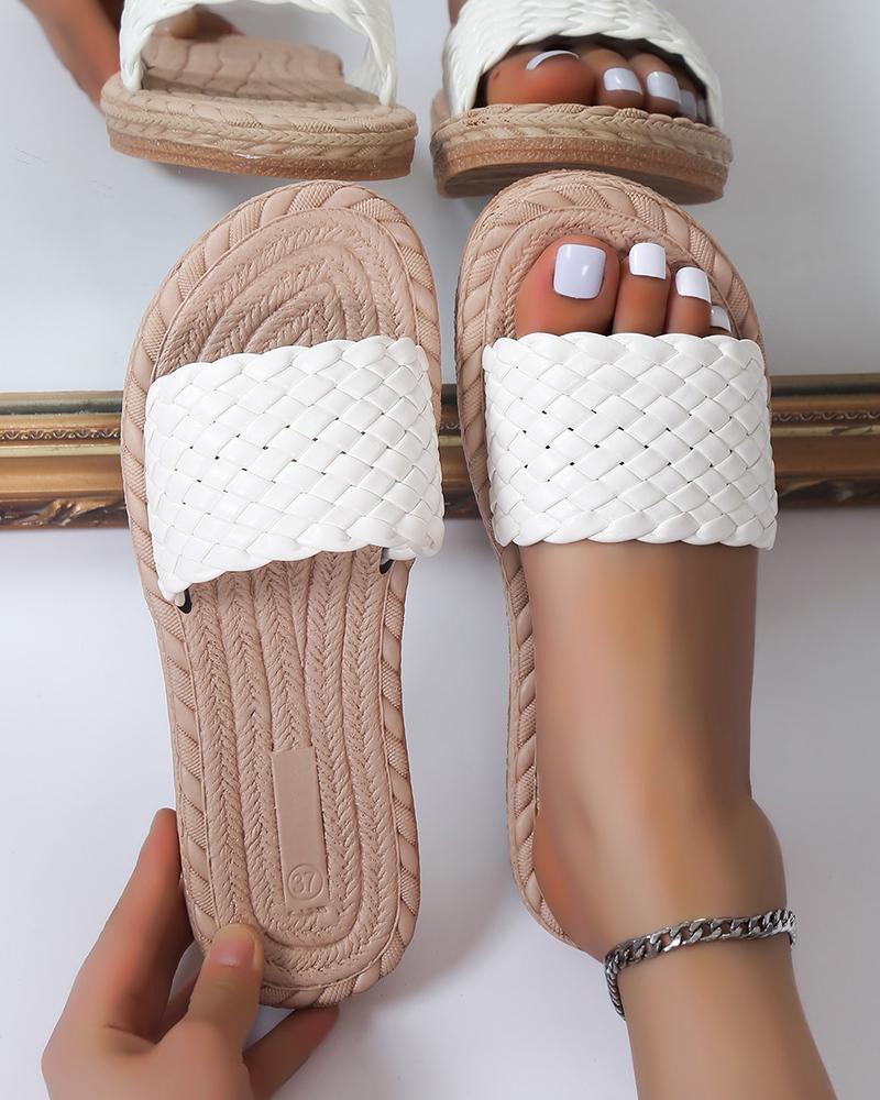 

Round Toe Braided Beach Slippers, White