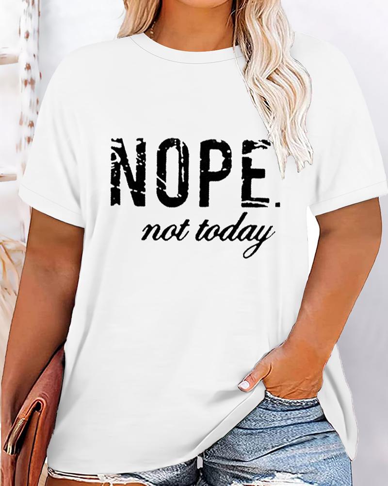 

Plus Size Slogan Print Crew Neck Casual T-shirt, White