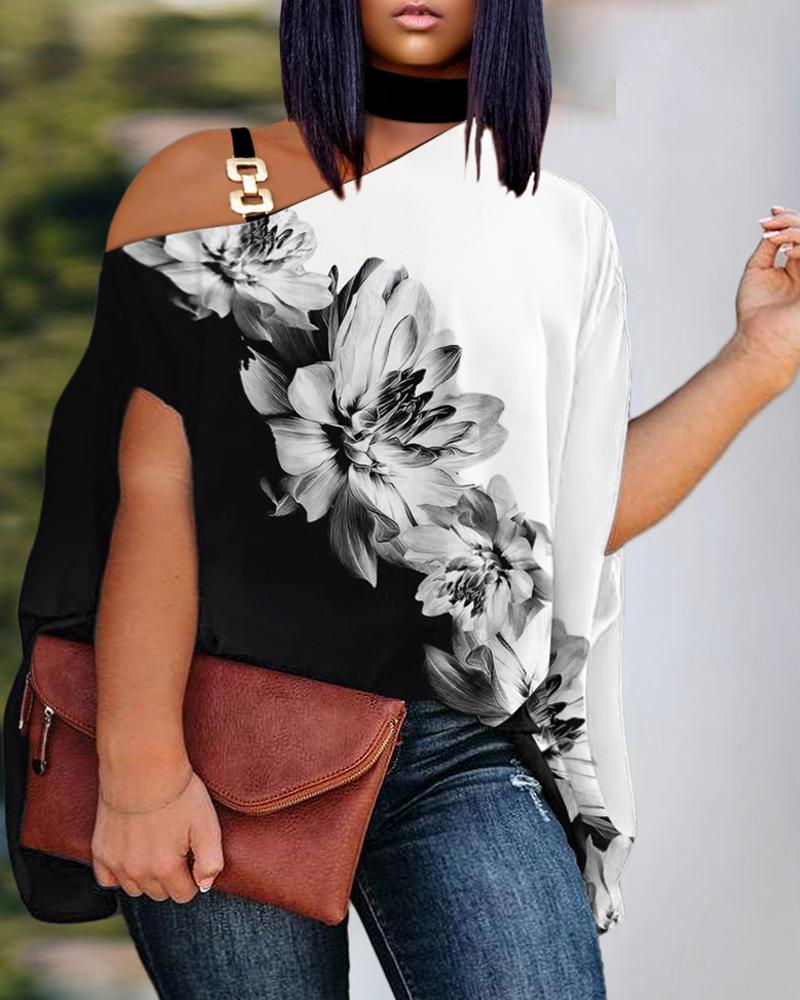 

Plus Size Floral Print Colorblock Chain Decor Cold Shoulder Top, Black