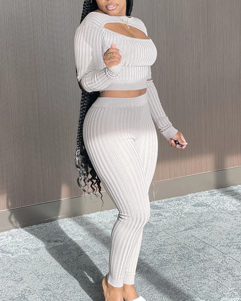 

Solid Long Sleeve Skinny Cut-out Sweater With Skinny Pants Suit Sets, White
