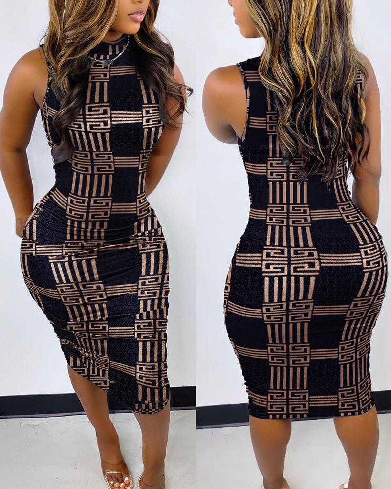 

Geo Print Ruched Velvet Bodycon Dress, Black