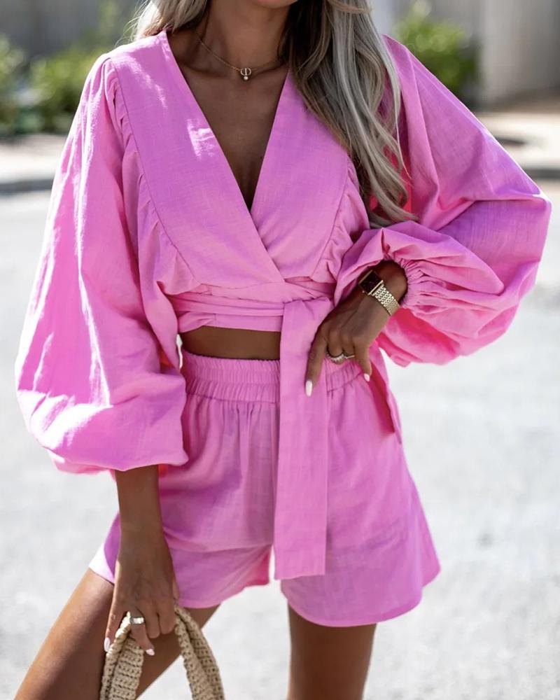 

Lantern Sleeve Tied Detail Top & Pocket Design Shorts Set, Pink