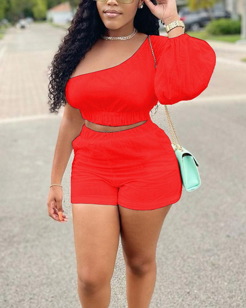 

Solid Color One Shoulder Crop Top & Shorts Set, Red