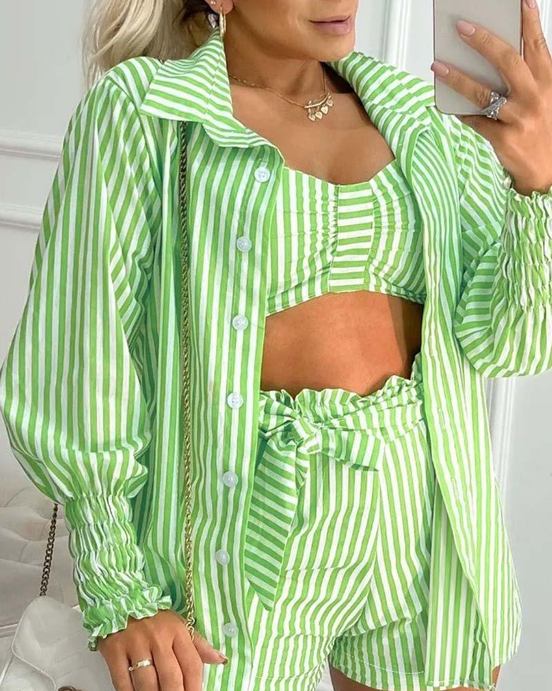 

Striped Crop Top & Tied Detail Shorts Set With Frill Hem Gigot Sleeve Coat, Green