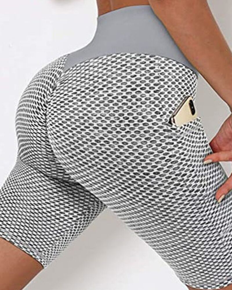 

Pocket Design Fishnet Skinny Yoga Shorts, Gray