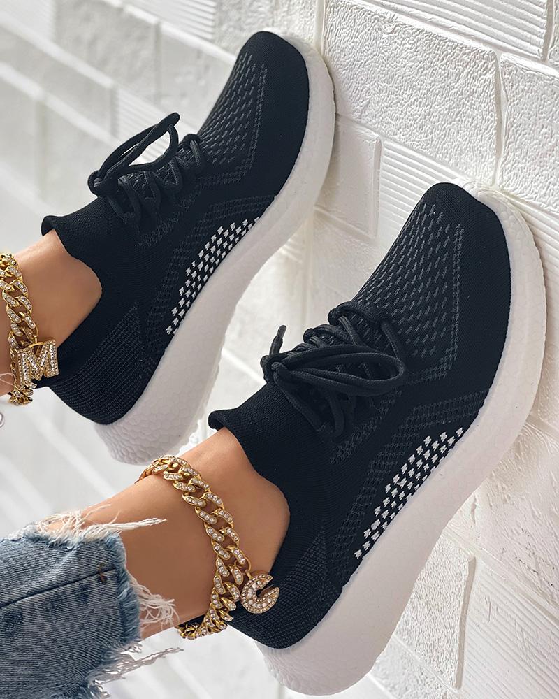 

Breathable Colorblock Lace-up Sneakers, Black