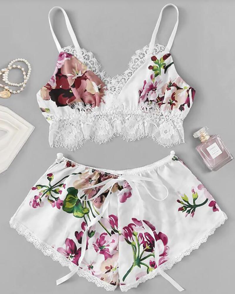 

Floral Print Lace Trim Cami Set, White