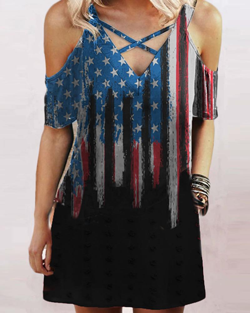 

Cold Shoulder Flag Print Colorblock T-Shirt, Black