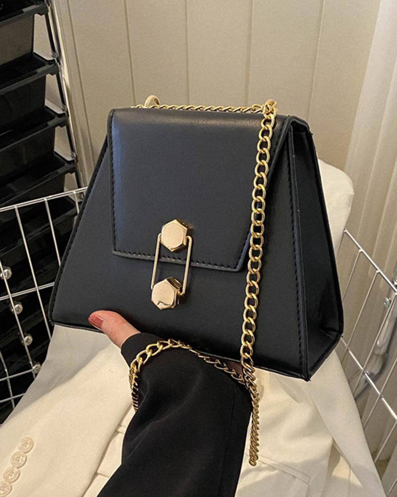 

Chain Strap Trapezoidal Flap Crossbody Bag, Black