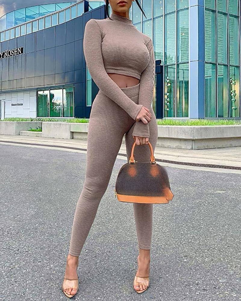 

Mock Neck Long Sleeve Crop Top & Pants Set, Brown