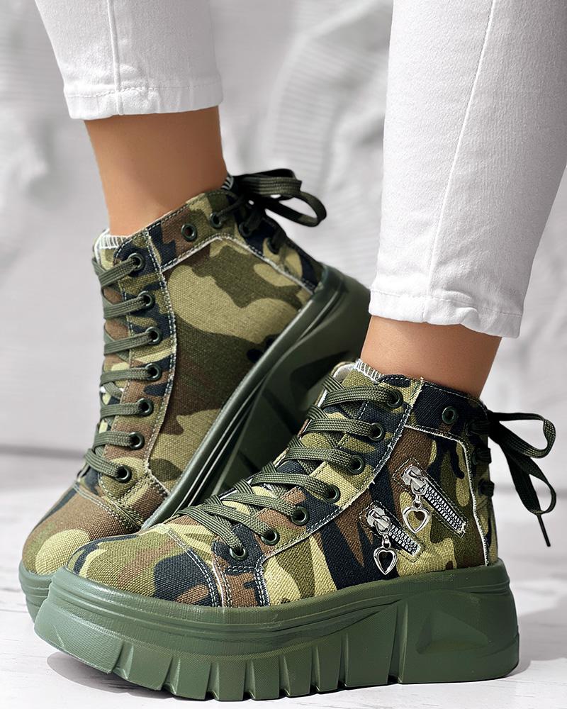 

Zipper Design Eyelet Platform Sneakers, Camoflage