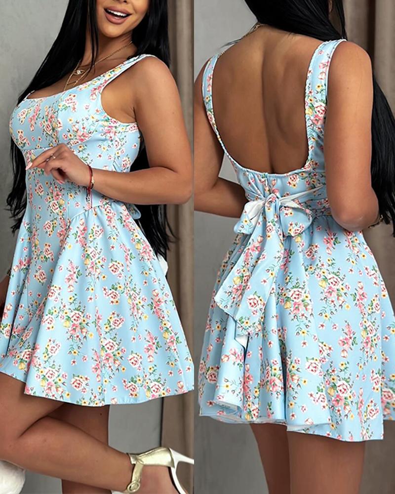 

Ditsy Floral Print Backless Tied Detail Mini Dress, Blue