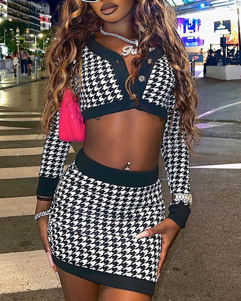 

Houndstooth Print Buttoned Top & Skirt Set, Black