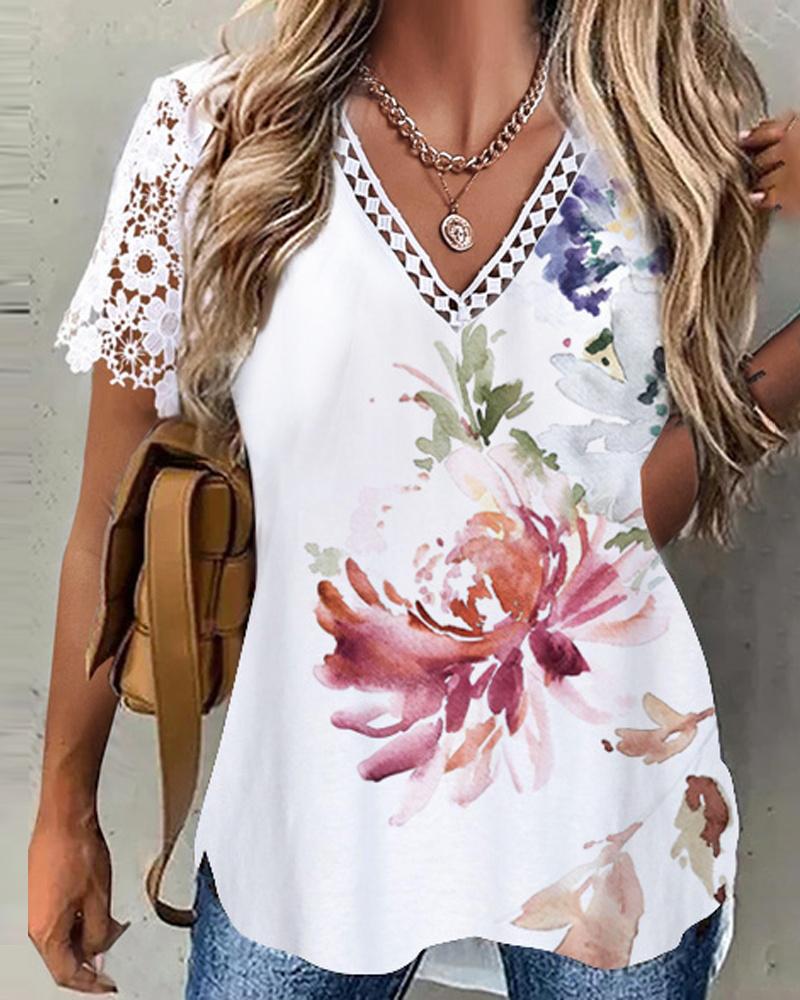 

Contrast Lace Floral Print T-shirt, White